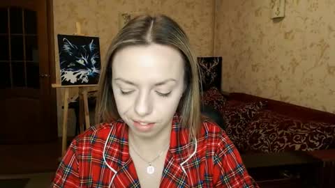 VanillaMuffin online show from February 5, 2025, 7:18 am