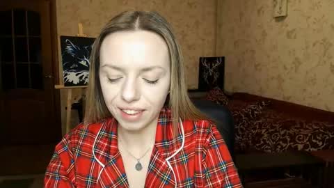 VanillaMuffin online show from February 7, 2025, 7:07 am