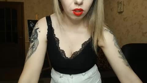 VanillaMuffin online show from February 27, 2025, 4:53 pm