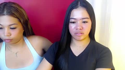 Snapshot of vanillanyra_ chatting on April 2, 2026, 5:32 pm vanillanyra_ online show from April 2, 2026, 5:32 pm