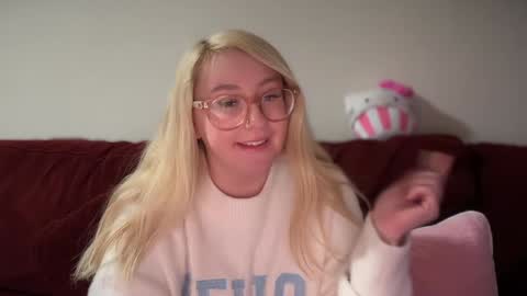 vanillapuddingpie online show from January 23, 2025, 5:02 am