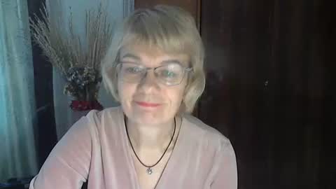 Snapshot of vanillaxcreamy chatting on December 30, 2024, 9:27 am Vanillaxcreamy online show from December 30, 2024, 9:27 am