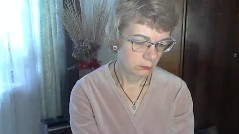 Snapshot of vanillaxcreamy chatting on November 23, 2025, 7:19 am Vanillaxcreamy online show from November 23, 2025, 7:19 am