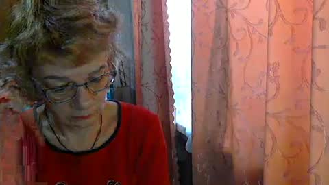 Snapshot of vanillaxcreamy chatting on February 6, 2026, 8:29 am Vanillaxcreamy online show from February 6, 2026, 8:29 am