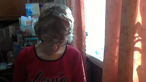 Snapshot of vanillaxcreamy chatting on February 10, 2026, 11:47 am Vanillaxcreamy online show from February 10, 2026, 11:47 am