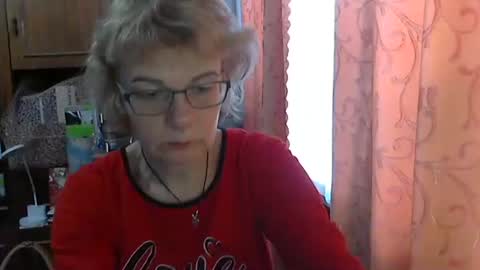 Snapshot of vanillaxcreamy chatting on February 13, 2026, 8:54 am Vanillaxcreamy online show from February 13, 2026, 8:54 am