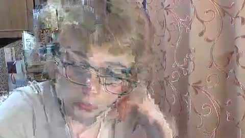 Snapshot of vanillaxcreamy chatting on February 25, 2026, 3:32 pm Vanillaxcreamy online show from February 25, 2026, 3:32 pm