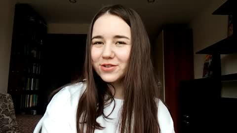 Snapshot of vanitavivona chatting on May 14, 2026, 2:24 pm Vanita online show from May 14, 2026, 2:24 pm