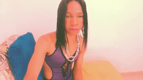 VANNESA online show from March 8, 2026, 2:04 am