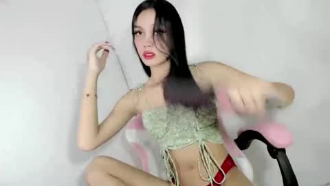 VANNESA online show from November 5, 2025, 8:36 am