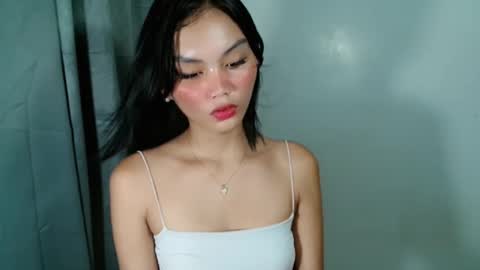VANNESA online show from June 9, 2026, 10:32 pm