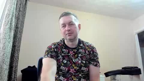 vano_822 online show from September 11, 2025, 9:53 am
