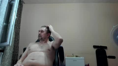 vano_822 online show from May 23, 2026, 8:24 pm