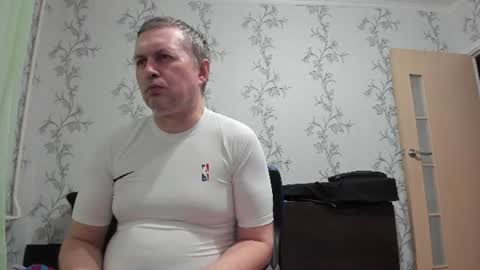 Snapshot of vano_822 chatting on June 11, 2026, 7:56 pm vano_822 online show from June 11, 2026, 7:56 pm