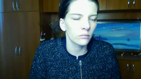 Vanessa online show from February 28, 2025, 7:37 am