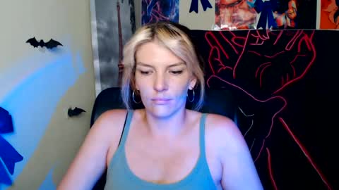 Snapshot of vanrey_ chatting on July 17, 2026, 7:04 am Vanessa online show from July 17, 2026, 7:04 am