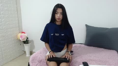 Snapshot of vanse_lust chatting on January 21, 2025, 11:55 pm Karuna online show from January 21, 2025, 11:55 pm