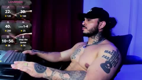 vanvelckan_ online show from October 8, 2025, 7:17 am