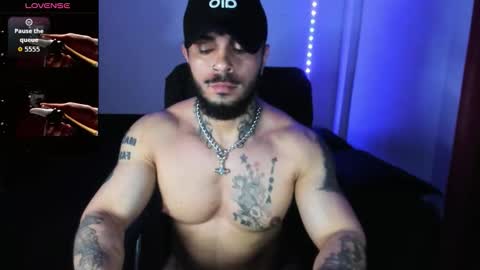 vanvelckan_ online show from November 8, 2025, 11:58 pm