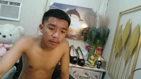 Snapshot of vanxxx2005 chatting on February 20, 2025, 1:36 am vanxxx2005 online show from February 20, 2025, 1:36 am