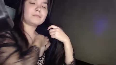 Var Kiss online show from September 14, 2025, 3:22 pm