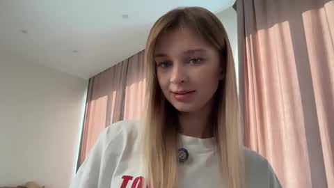 Heeeeey Im Hanna the art of tease  online show from December 1, 2025, 6:29 am