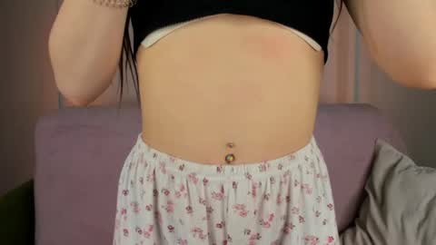 VasilisaLove online show from May 17, 2026, 1:58 am