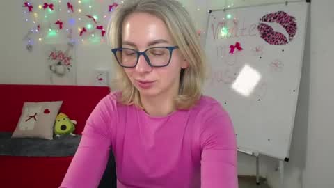 Snapshot of vasilisasii chatting on May 3, 2026, 11:27 am Vasilisa online show from May 3, 2026, 11:27 am