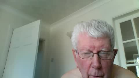 Snapshot of vassus chatting on March 4, 2025, 12:22 pm vassus online show from March 4, 2025, 12:22 pm