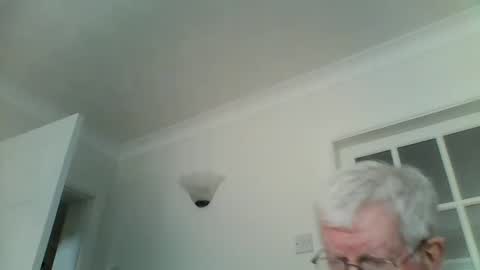 Snapshot of vassus chatting on October 4, 2025, 1:31 pm vassus online show from October 4, 2025, 1:31 pm