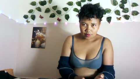 Snapshot of vayannah chatting on June 13, 2026, 6:50 pm Vayannah online show from June 13, 2026, 6:50 pm