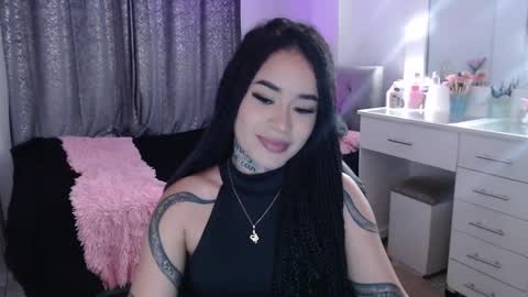 Vayolett Bass online show from October 21, 2025, 10:21 pm