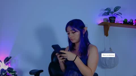 Vayolett online show from October 26, 2025, 1:55 am