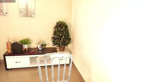 Victoria online show from November 25, 2025, 10:48 am