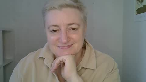 vea_motty online show from February 17, 2026, 11:40 am