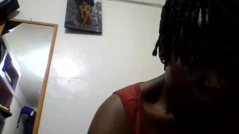 Snapshot of vee_tommy chatting on June 8, 2026, 2:34 am Vee tommy online show from June 8, 2026, 2:34 am