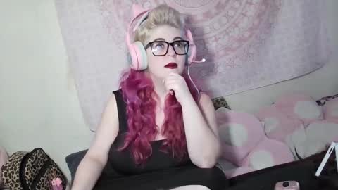 Snapshot of veelehanex3 chatting on February 13, 2026, 7:43 pm Veronica Lehane online show from February 13, 2026, 7:43 pm