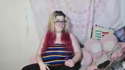 Snapshot of veelehanex3 chatting on June 3, 2026, 5:07 pm Veronica Lehane online show from June 3, 2026, 5:07 pm