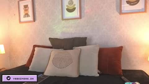 Snapshot of veesimons_dh chatting on February 12, 2026, 7:42 pm Vee Simons online show from February 12, 2026, 7:42 pm