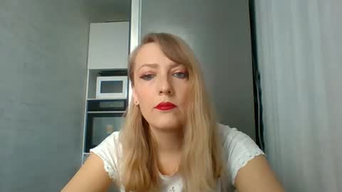 Snapshot of veessa chatting on April 25, 2026, 1:14 pm Veessa online show from April 25, 2026, 1:14 pm