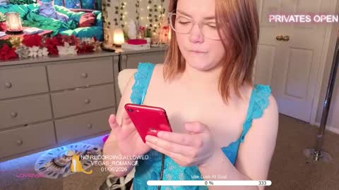 vegas_romance online show from January 7, 2026, 1:30 am