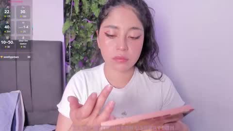 Isabella online show from November 15, 2025, 8:27 pm