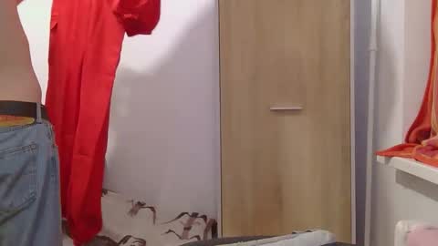 Snapshot of velian_hard chatting on November 17, 2025, 8:03 pm velian_hard online show from November 17, 2025, 8:03 pm