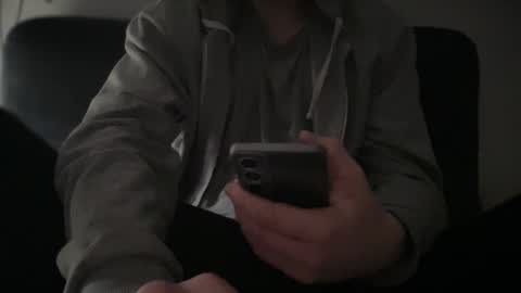 Snapshot of velian_hard chatting on November 24, 2025, 6:29 pm velian_hard online show from November 24, 2025, 6:29 pm