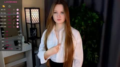 Snapshot of veliapascanik chatting on February 3, 2026, 3:39 pm veliapascanik online show from February 3, 2026, 3:39 pm