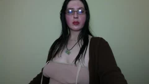 velira_ online show from March 11, 2026, 2:28 am