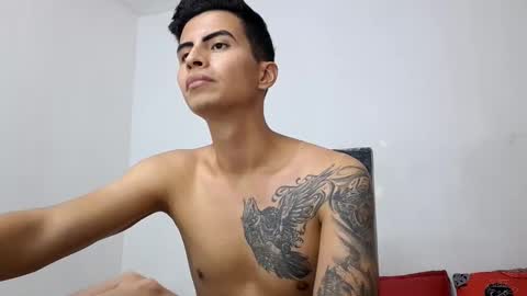 velk_hot1 online show from March 8, 2025, 4:23 am