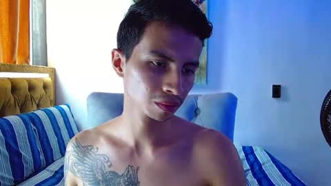 velk_hot1 online show from March 31, 2026, 3:01 pm