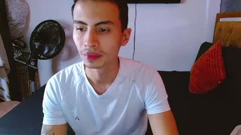 velk_hot1 online show from May 5, 2026, 12:24 pm