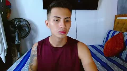 velk_hot1 online show from July 9, 2026, 12:09 pm